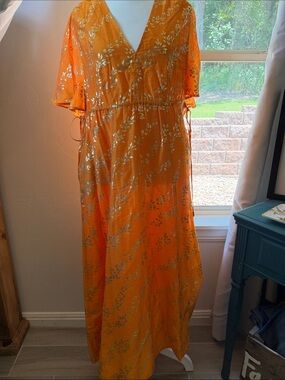 Second Female V Shaped Honesty Dress